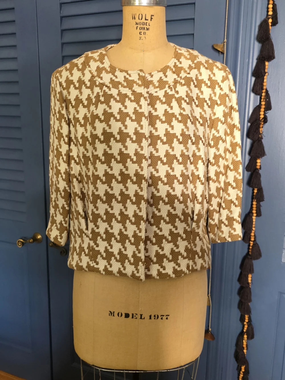 Michael Kors Beige and White Houndstooth Knit Top